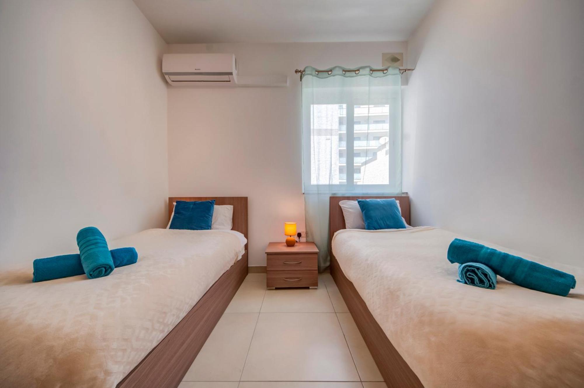 Modern 2Br Apt With Balconies In St Julians, Paceville - Apt 5 By Vaganza Saint Julian's エクステリア 写真